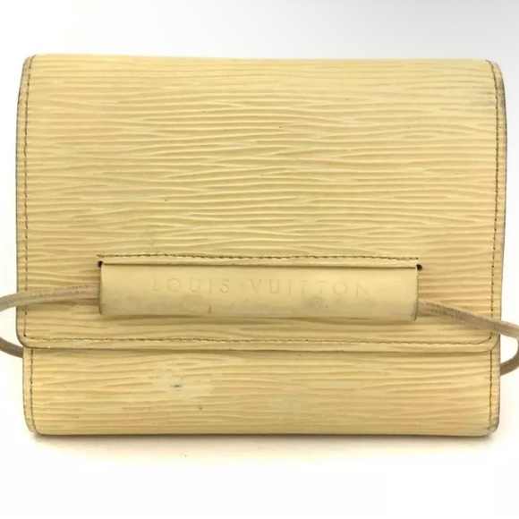 Louis Vuitton Handbags - Louis Vuitton Epi Porte feiulle Elastique Trifold Wallet Purse/
6Y0128
